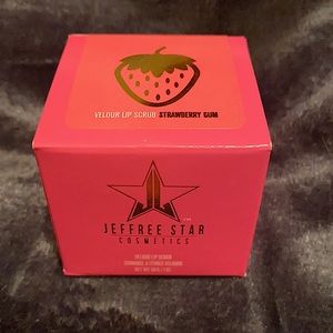 BNIB Jeffree Stars VELOUR LIP SCRUB